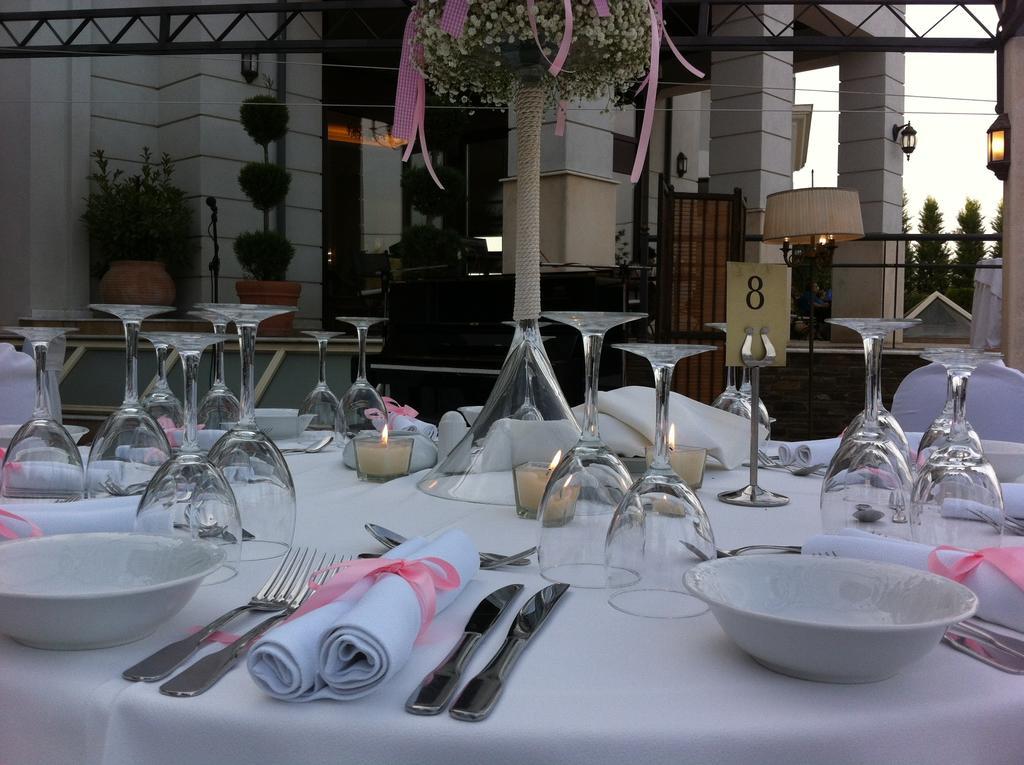 טריקלה Aeton Melathron Hotel מראה חיצוני תמונה