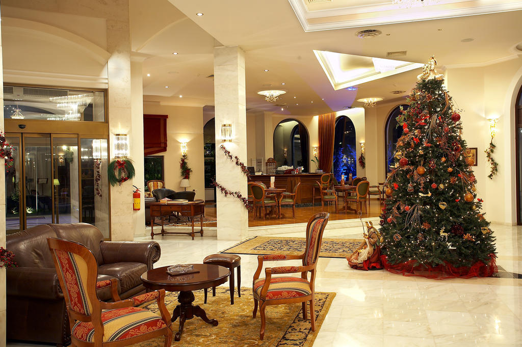 טריקלה Aeton Melathron Hotel מראה חיצוני תמונה